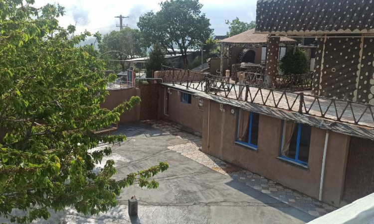 اقامتگاه بومگردی ساناو