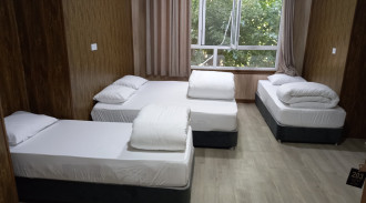 رزرو مهمانپذیر همایون اتاق چهار تخته