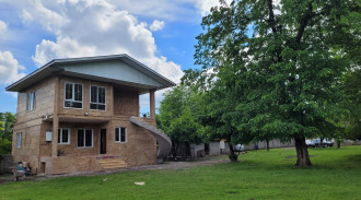 اجاره ویلا تک خوابه گل سرخ (همکف)