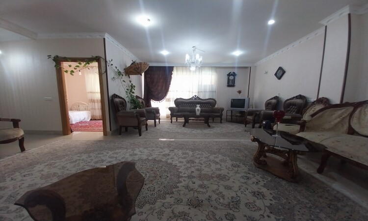 اجاره آپارتمان دو خوابه نزدیک پل خواجو