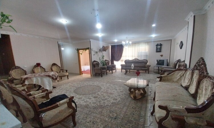 اجاره آپارتمان دو خوابه نزدیک پل خواجو