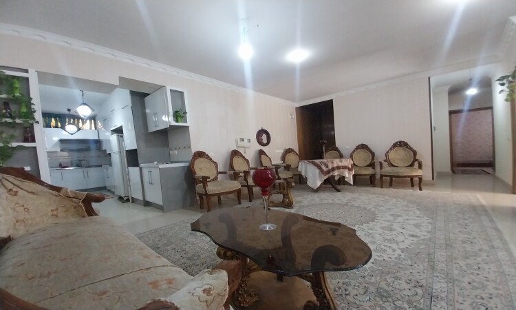 اجاره آپارتمان دو خوابه نزدیک پل خواجو