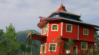 اجاره ویلا قرمز طبقه اول