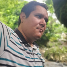 تصویر پروفایل هادی تصویر پروفایل هادی